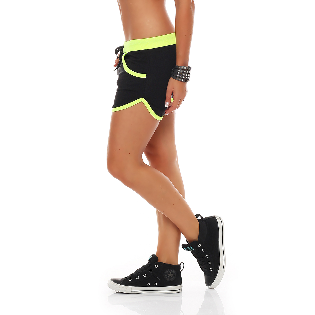 Damen Hot Pants mit Tasche